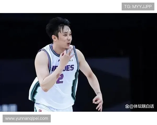 丁彦雨航携手青春力量重返赛场展现个人魅力与篮球梦想 丁彦雨航携手青春力量重返赛场展现个人魅力与篮球梦想