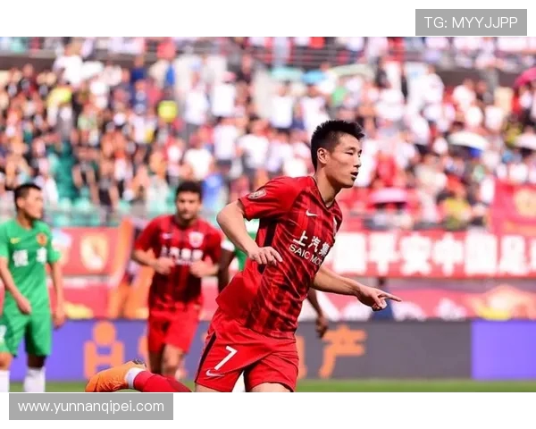 武汉三镇主场激战成都蓉城强强对决再掀中超联赛激情风暴