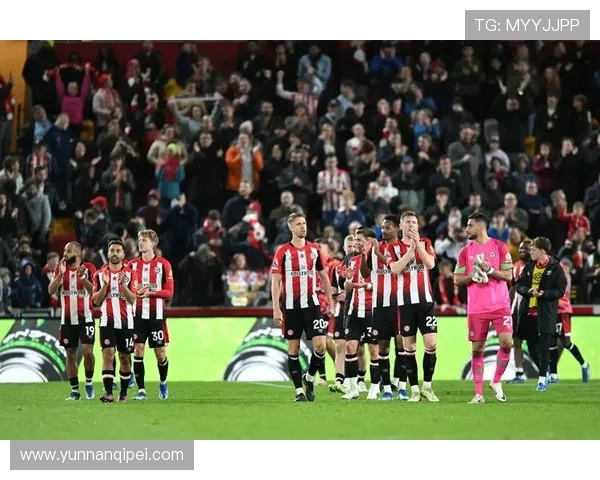 曼联与切尔西激战正酣 两队鏖战英超赛场角逐荣耀