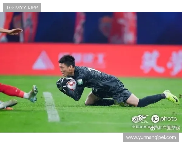 武汉三镇主场鏖战成都蓉城强强对决引爆中超赛季焦点之夜