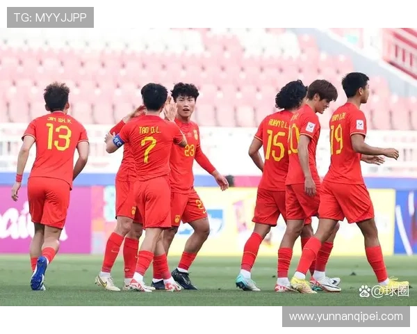 中国足球队备战亚洲杯 强力引援助力新一轮冲击荣耀 中国足球队备战亚洲杯 强力引援助力新一轮冲击荣耀