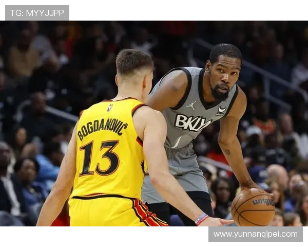 篮网主场鏖战老鹰 双方激烈对攻上演高分精彩对决