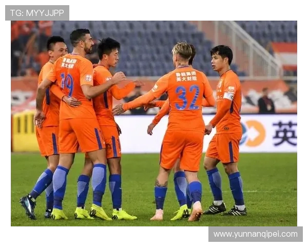 深圳足球队以54分稳居锦标赛积分榜首位争夺冠军形势乐观